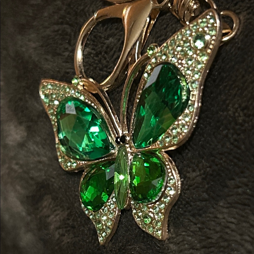 Green Gem Butterfly Keychain - Picture 2 of 4